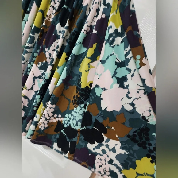 Grace Elements Multicolored Floral Midi Skater Skirt in Size XL - Picture 5 of 10